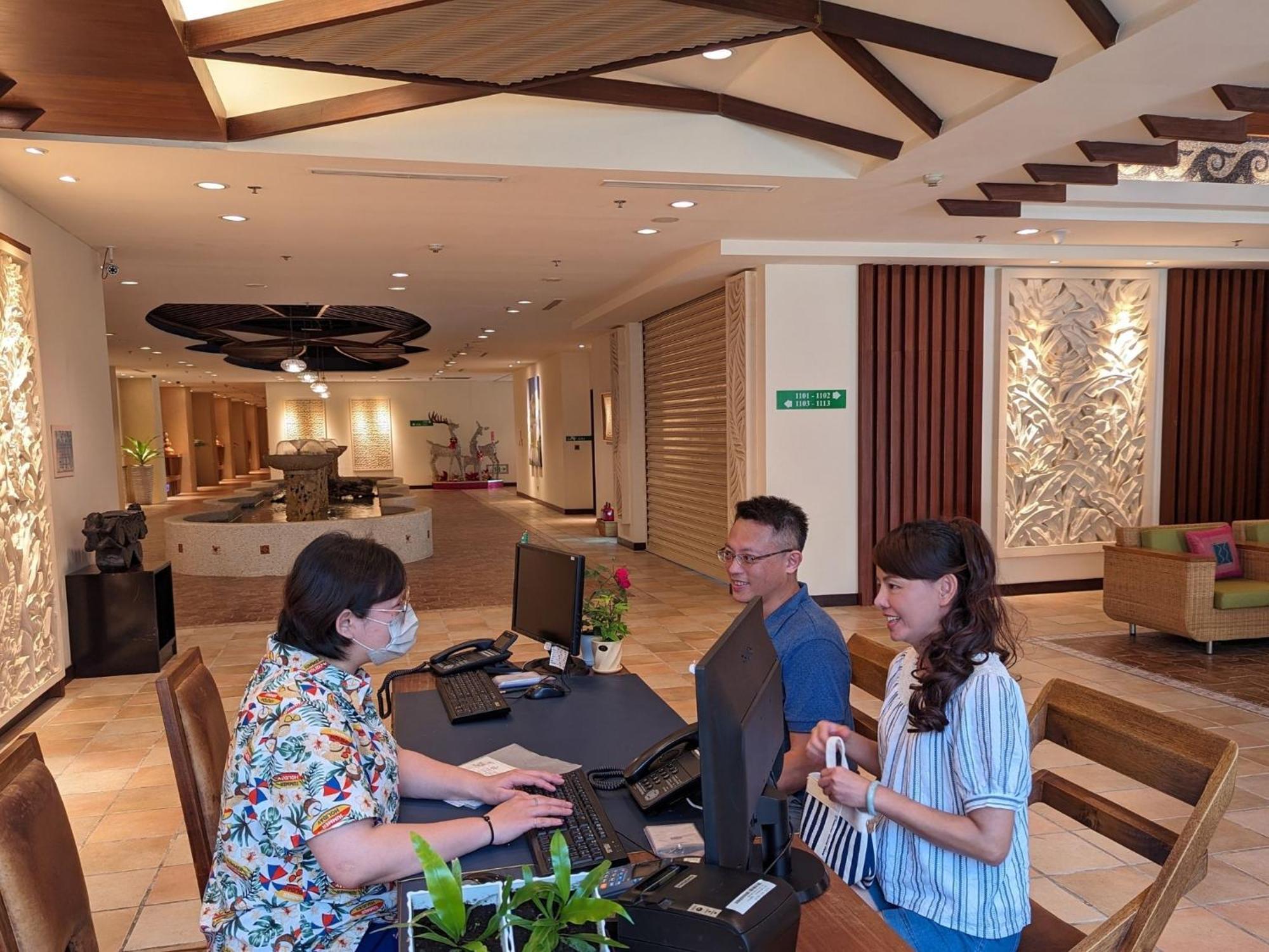 Howard Villa Kenting Luaran gambar